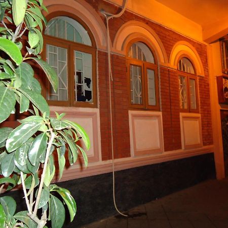 Guest House Batumi Globus Exterior foto